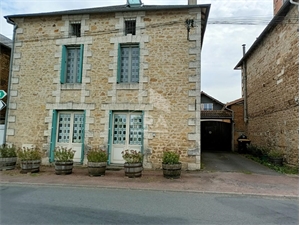 maison-villa à la vente -   86460  PRESSAC, surface 209,5 m2 vente maison-villa - APR693095